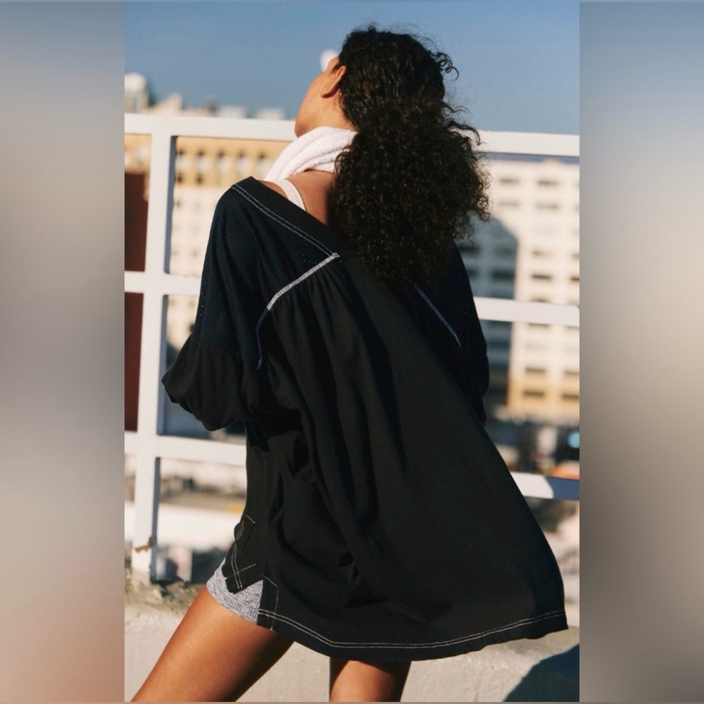 New FP Movement by Free People Field Tee ~ Black - Picture 2 of 13